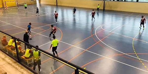 El CFS Torredembarra arriba a l’aturada amb molts deures sobre la pista