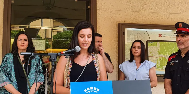 Pineda commemora el Dia de l'Orgull LGBTBI i fa lectura del manifest