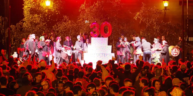 Els Diables de l'Alt Urgell celebren els 30 anys amb un Correfoc intens i emotiu