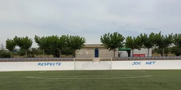 La Riera detecta un positiu en el primer equip i suspèn el retorn als entrenaments