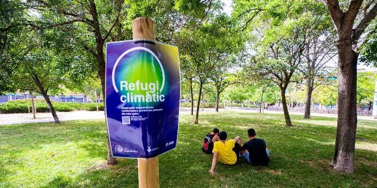 Cambrils en Comú Podem vol que es creïn refugis climàtics per fer front a les altes temperatures
