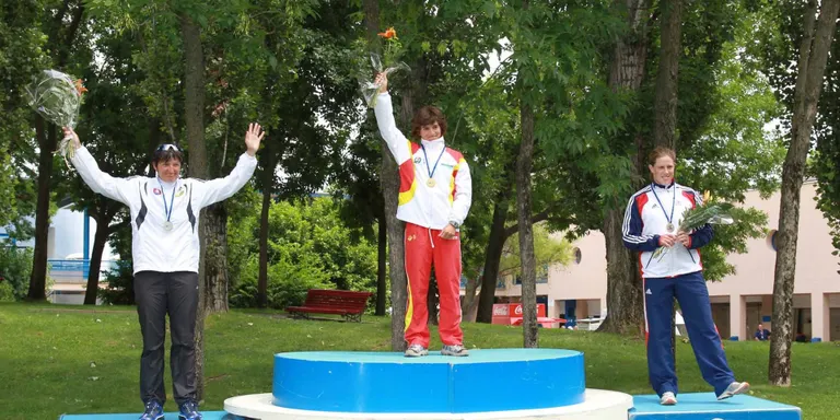 Domenjó i Vilarrubla arriben a les finals de C-1 i Chourraut obté un triomf històric en K-1