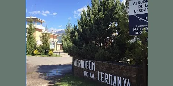 Denuncien una festa de Cap d'Any sense llicència a l'aeròdrom de la Cerdanya