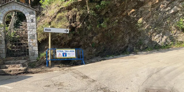 Reparada la carretera CG6, que dóna accés a Os de Civís
