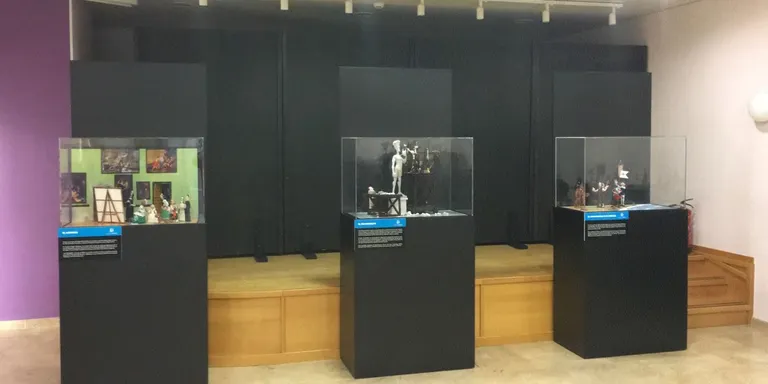 El Centre Cultural acull la primera exposició a Catalunya de Plastihistòria de la Humanitat