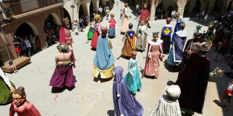 TradiSió prepara la 3a Mostra de Gegants amb 25 figures d'11 poblacions diferents
