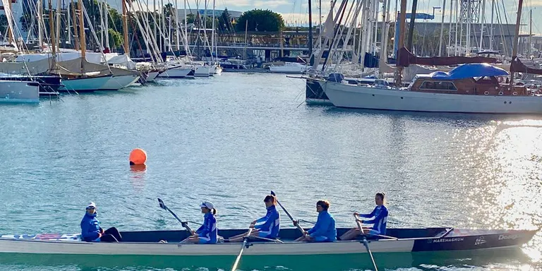 L’equip veterà femení del Club Vent d’Estrop s’estrena en iola clàssica fent un bon paper