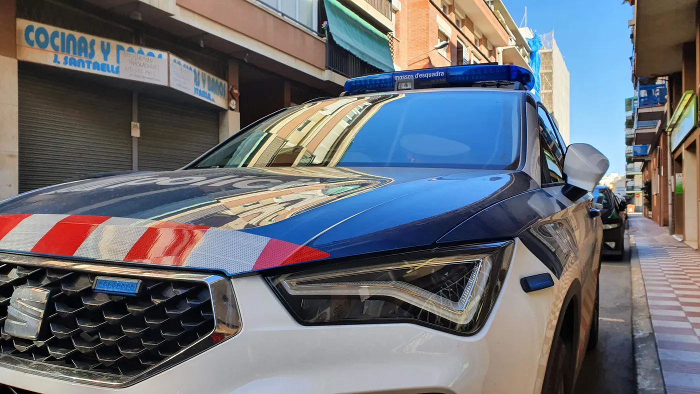 Els Mossos alerten d'estafadors a Pineda i Calella amb l'anomenat "Toco-Mocho"