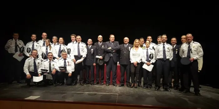 El Teatre Principal ha acollit l'acte de celebració dels 200 anys de la Policia Local