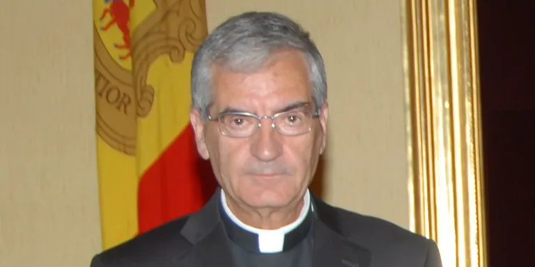Josep Maria Mauri i l'ambaixador d'Andorra al Vaticà, condecorats pel papa Francesc