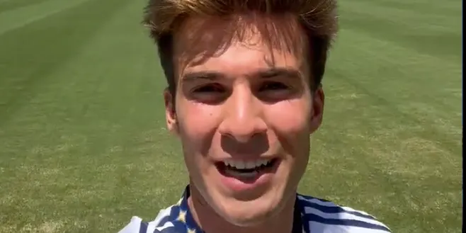 Riqui Puig ho "prova" amb l’anglès