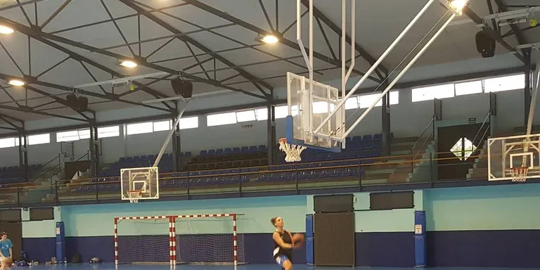 L'equip masculí de bàsquet recupera l'activitat per preparar la temporada