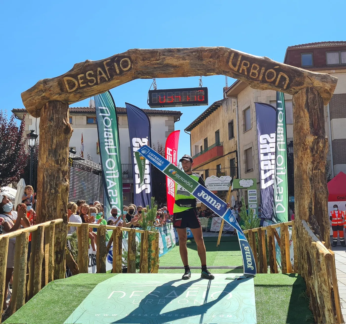 TRAIL: Anna Comet i Manuel Merillas es proclamen campions d’Espanya de Trail Running