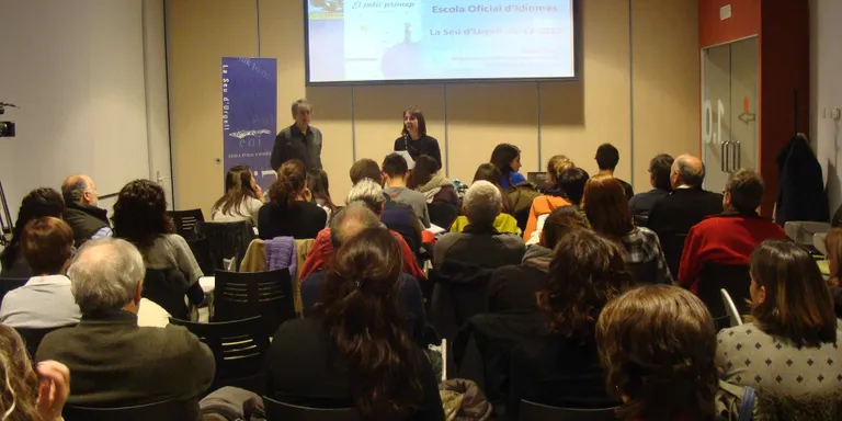 Èxit de la conferència del catedràtic Claudi Mans a la Seu