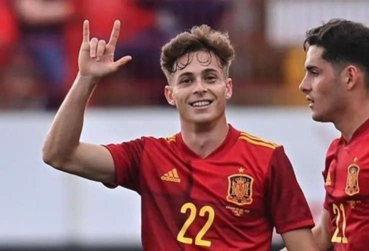 El Girona obre un cap de setmana calent quan a fitxatges