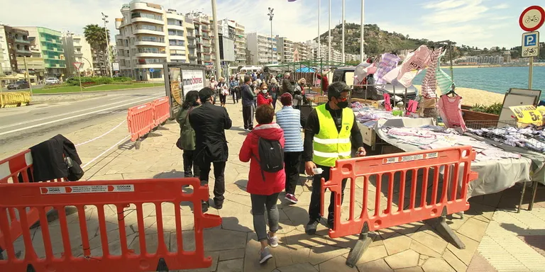 El Mercat Setmanal de Blanes instal·la el 100% de les parades