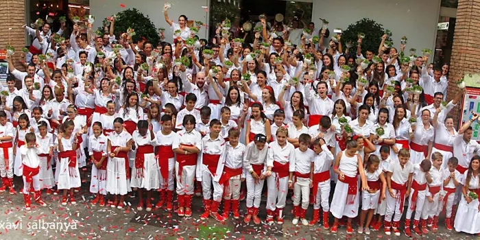 Els carrers d'Arenys ja fan olor d'alfà brega