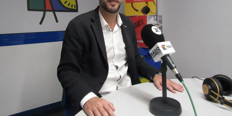 Carlos Sánchez: “Vaig decidir crear subhastes solidàries per ajudar als nens refugiats d’Ucraïna”