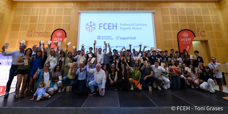 La Federació Catalana d’Esports d’Hivern tanca la temporada amb un sentit homenatge a Lluís Breitfuss