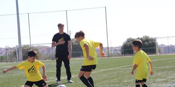 El CE Altafulla clou el 6è Campus de Setmana Santa ‘Alberto Benito’ amb una trentena de participants