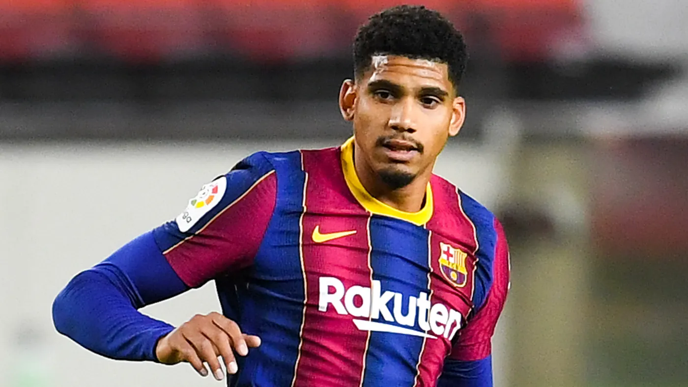 Ronald Araujo rep l'alta mèdica
