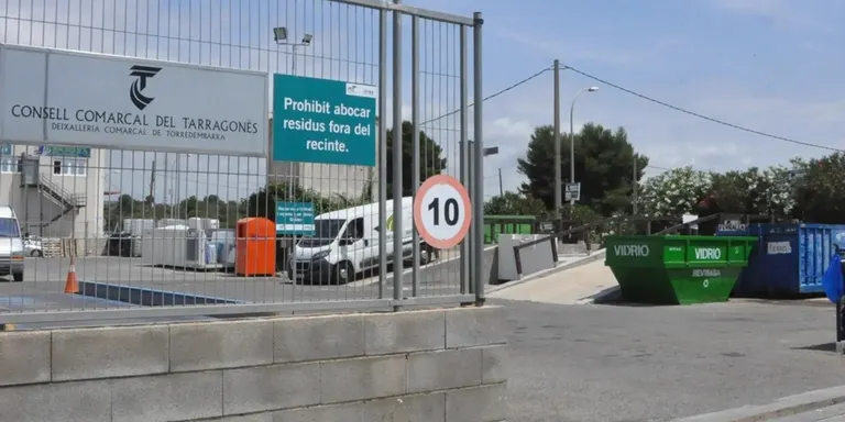 Torredembarra reclama al Consell Comarcal revisar el conveni de la deixalleria