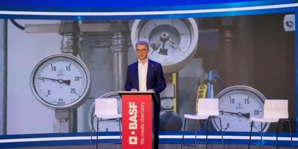 BASF frena la creació d’una fàbrica de bateries a Tarragona per la baixa implantació de vehicles elèctrics