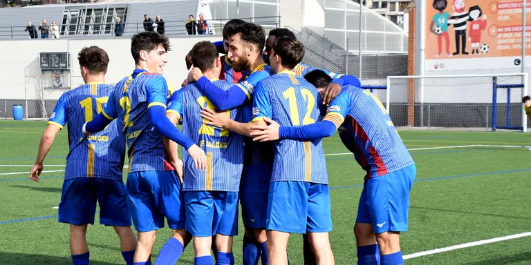 El CF Caldes encadena el quart triomf consecutiu i es posa tercer del grup 1 de Primera Catalana, a dos punts del líder