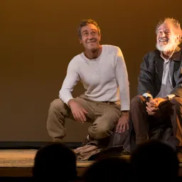 "León a la terra dels homes"