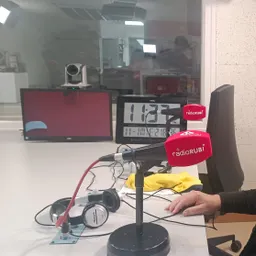 #1615 - Contra la despesa rècord militar i per la sanitat pública - episode art
