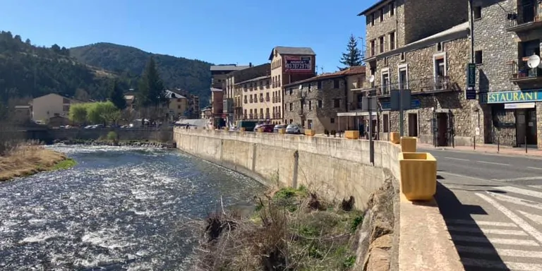 El món local de l'Alt Pirineu rep el nou confinament comarcal amb resignació i en qüestiona la utilitat