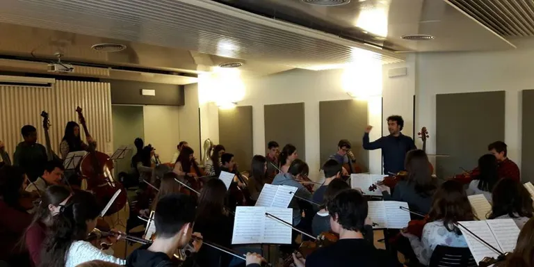 Concert de l'Orquestra Simfònica del Conservatori de Música dels Pirineus i de les escoles de música de la Seu, Berga i Puigcerdà