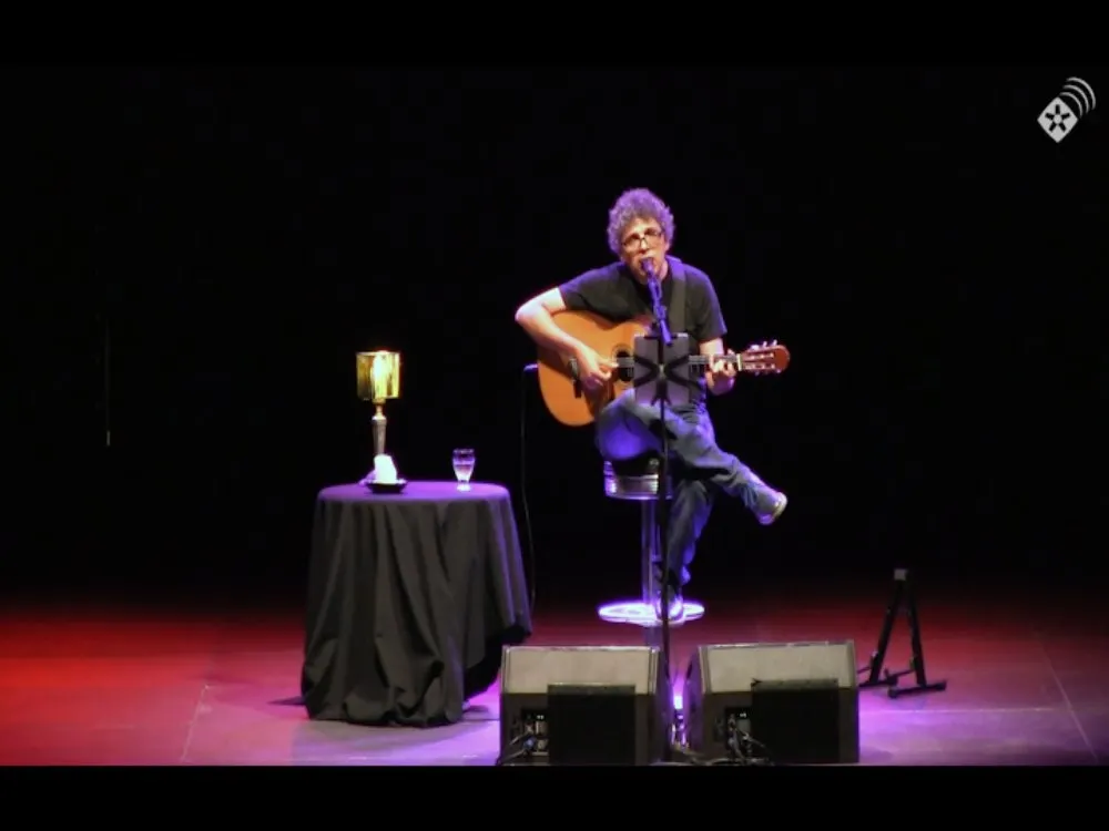 VÍDEO: Pedro Guerra enceta la Festa Major amb un concert íntim