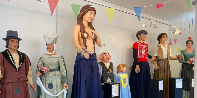 La Dauna, en Pinet i la Raquel participen d'una exposició de gegantons comarcals a Teià