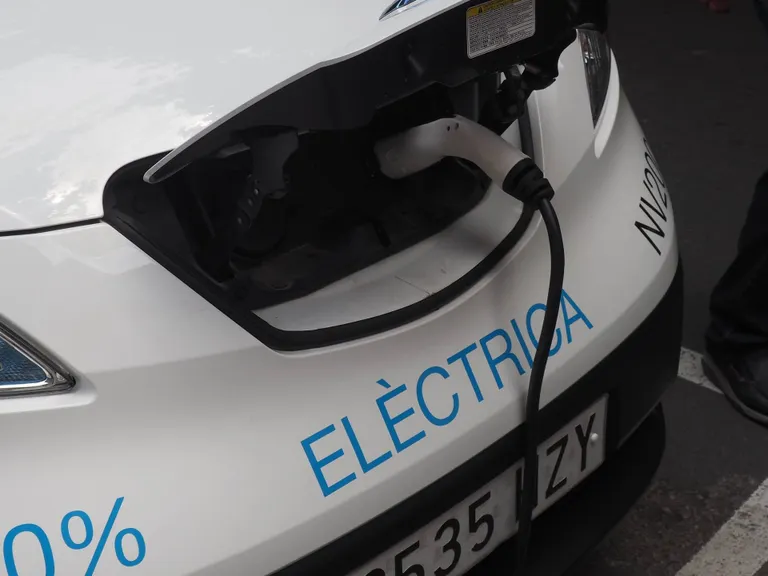 La Seu vol instal·lar un nou punt de recàrrega ràpida per a vehicles elèctrics