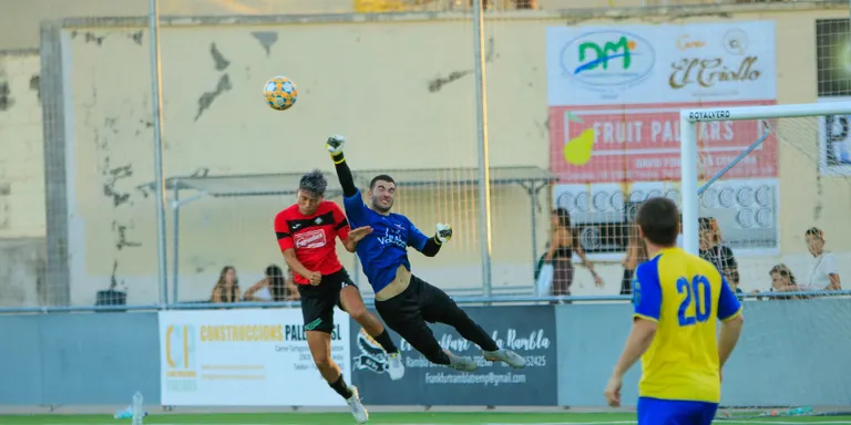 El CF Pobla de Segur s'endú la Copa Pirineus davant el CF Coll de Nargó (0-3)