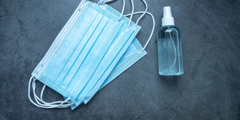 L'obligatorietat de la mascareta en exteriors, qüestió de dies