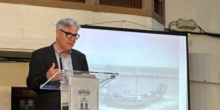 Eduard Rovira protagonitza un pregó de les festes de Baix a Mar ple de records