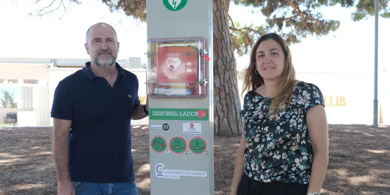 L’Ajuntament de Cambrils augmenta la xarxa de desfibril·ladors