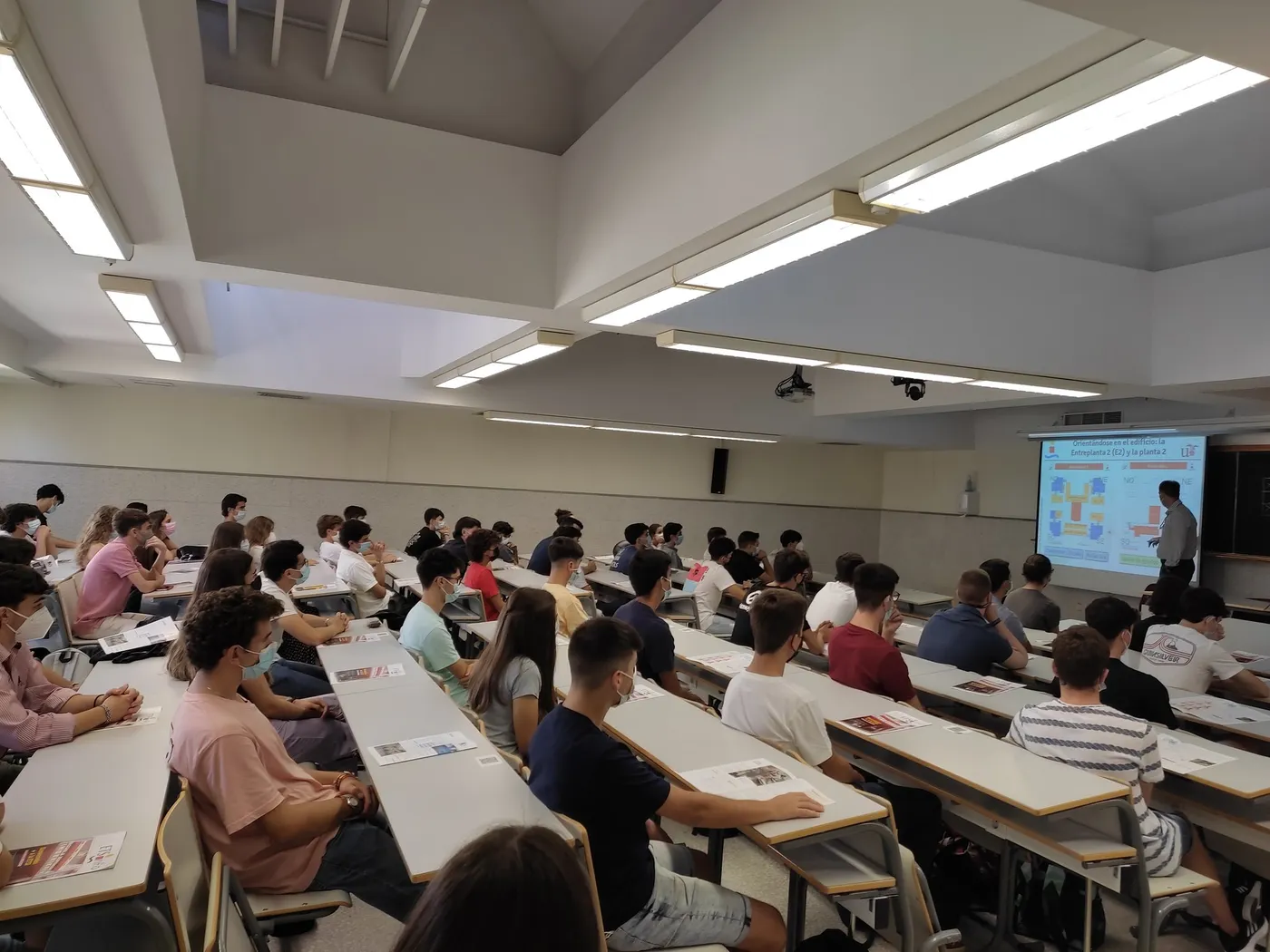 La vuelta de los universitarios a las clases, protagonista en COPE Utrera (98.1 FM)