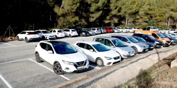 Ja és possible aparcar gratuïtament a l’estació del Camp de Tarragona sense posar en risc el cotxe