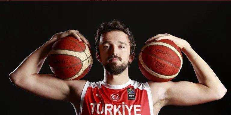 Sertac Sanli firma pel Barça fins el 2023