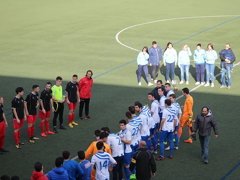 Abans del partit es va retre homenatge a un Vilanova femení que va guanyar la Copa de la Reina d'ho