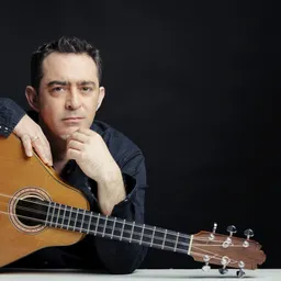 Raúl Rodríguez pasa por los micrófonos de COPE Utrera (98.1 FM) - episode art