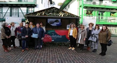 SE PRESENTA LA CAMPAÑA DE NAVIDAD DEL COMERCIO DE HONDARRIBIA