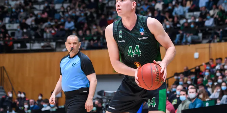El Joventut visita Murcia a perseguir la tercera posició