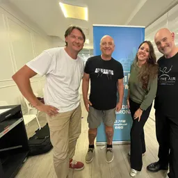 In The Air To Band: el tribut a Phil Collins que sona amb veu pròpia - episode art