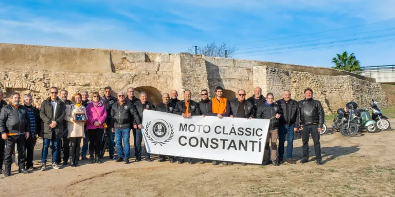 MotoClàssic Constantí celebra la vuitena edició de la Plantada del Pessebre al Pont de les Caixes