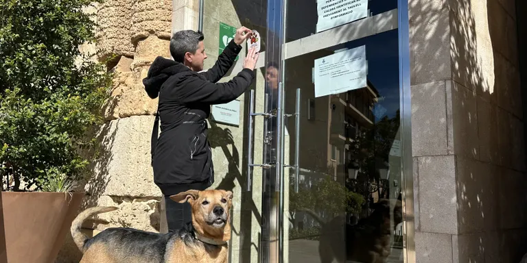 35 establiments i 20 espais municipals ja permeten l'accés a mascotes