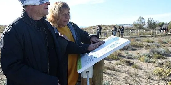 L’Espai Natural dels Muntanyans de Torredembarra disposa d’un nou circuit adaptat per a persones invidents